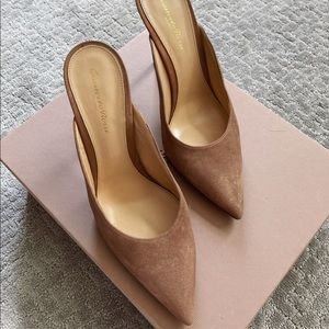 Gianvito Rossi suede pumps